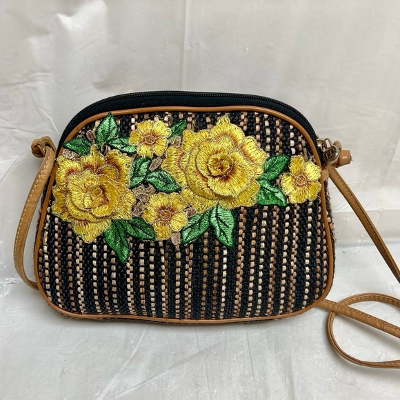 Authentic, Rare, Fendi, Small Tweed Crossbody Bag 8in x 6.5in x 2in - Picture 4 of 13